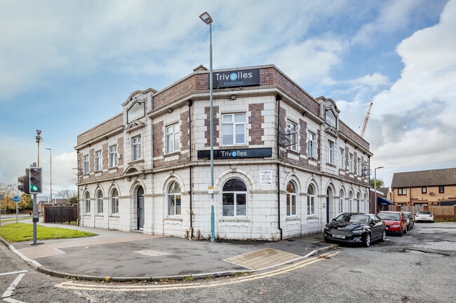 More details for 2 Cross Ln, Salford - Hospitality for Sale