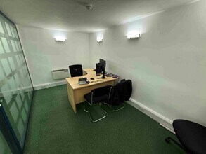 5 Lamb St, Stoke On Trent to rent Interior Photo- Image 2 of 13