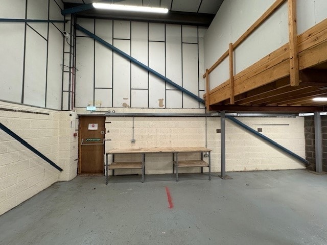 Kepler, Tamworth to rent - Building Photo - Image 1 of 8