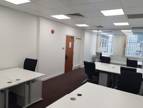 11-12 Tokenhouse Yard, London to rent Interior Photo- Image 1 of 3