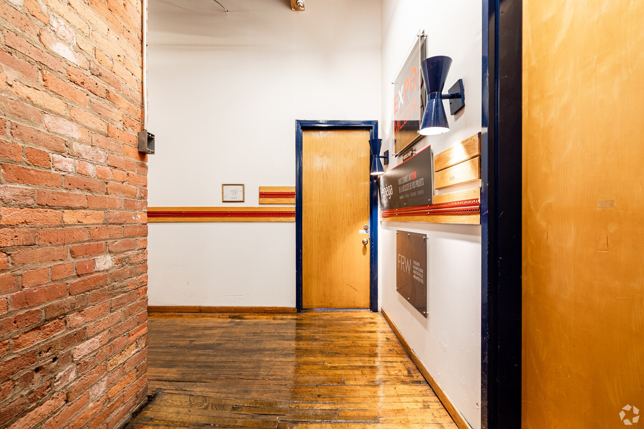 364-424 Rue Guy E, Montréal, QC to rent Interior Photo- Image 1 of 3