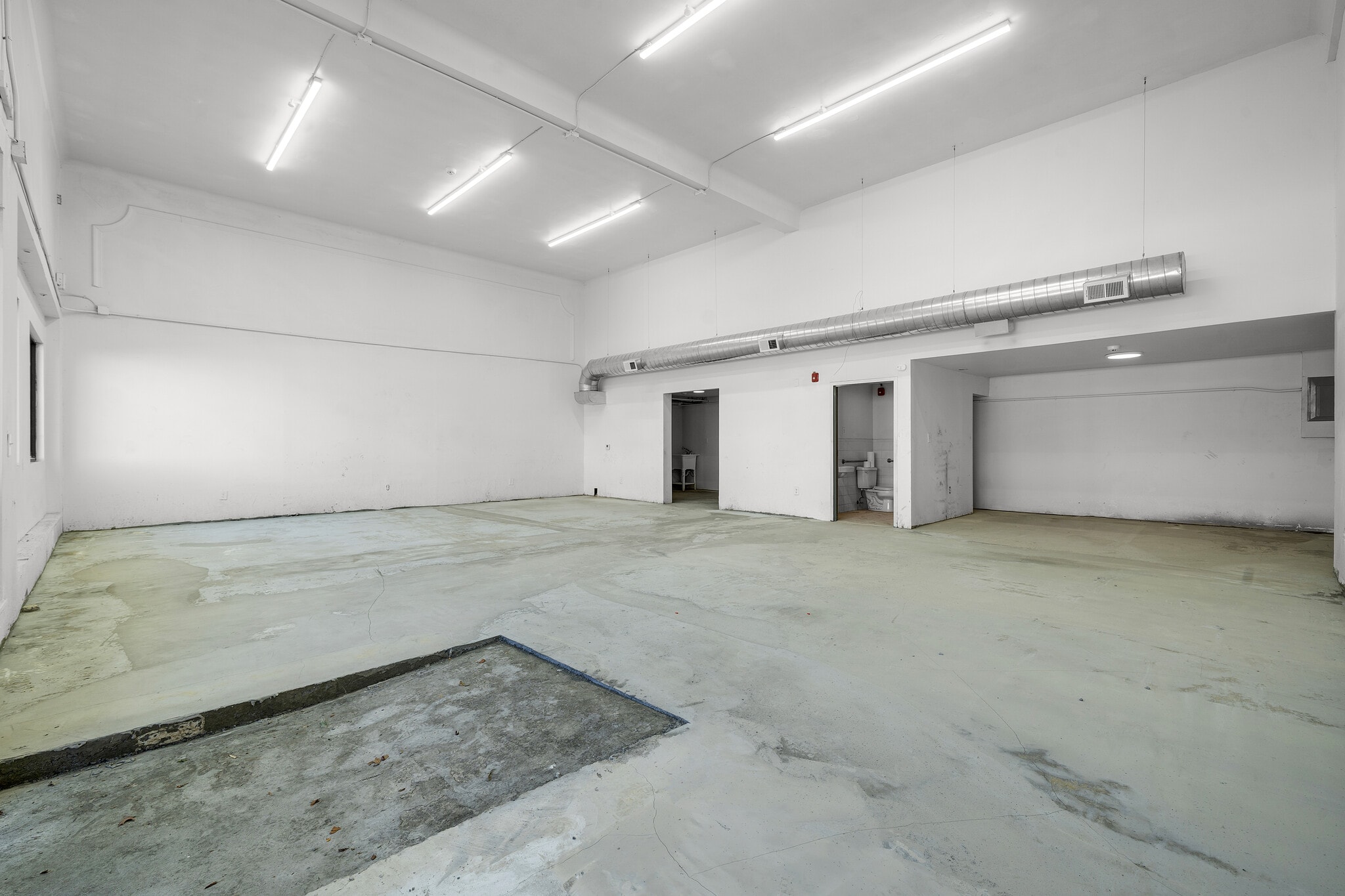 215 Market St, Perth Amboy, NJ to rent Interior Photo- Image 1 of 6