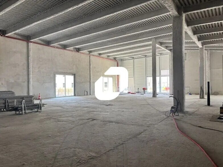 Retail in Bordeaux for sale - Interior Photo - Image 2 of 11