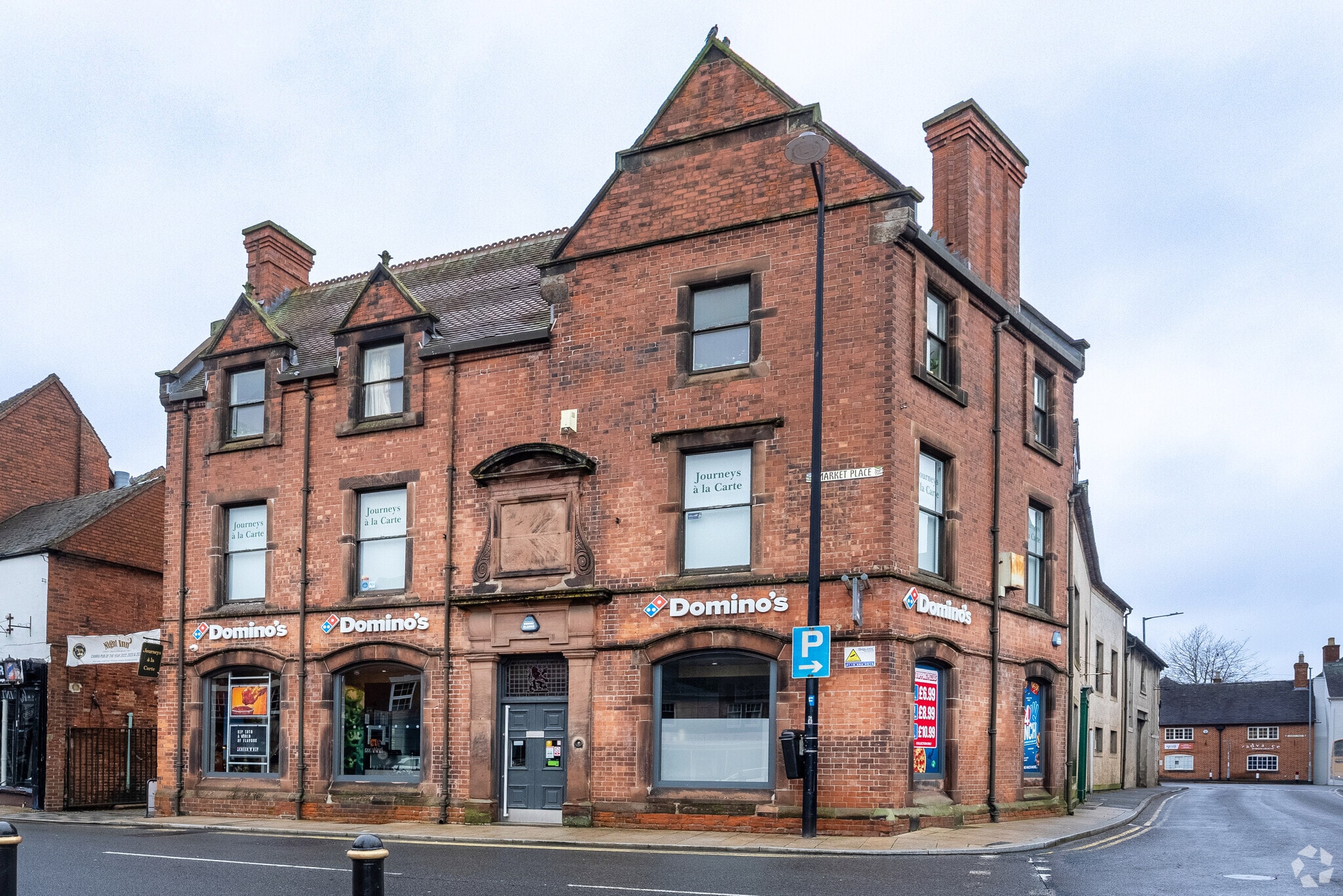 8 Market Pl, Uttoxeter for sale Primary Photo- Image 1 of 1