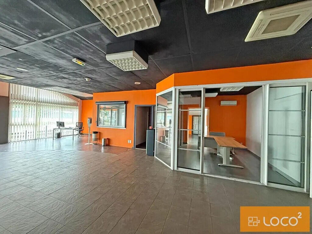 Vente Entrepôt 310 m² - Photo 1