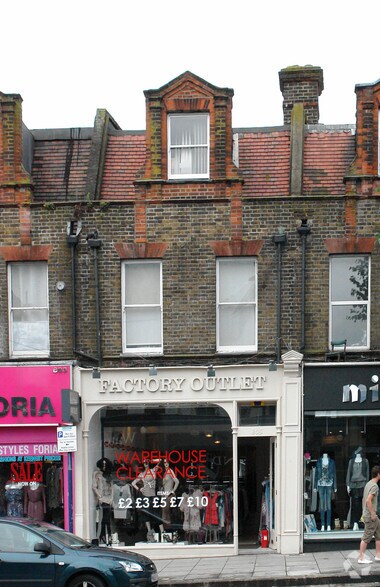805 High Rd, London to rent - Building Photo - Image 2 of 2