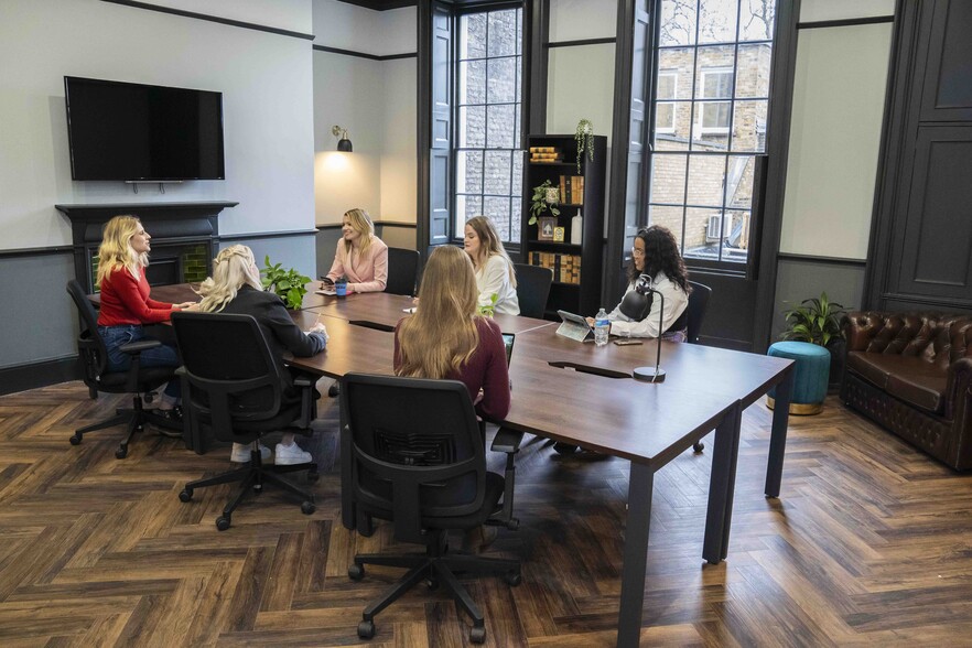 1 Bedford Row, London to rent - Interior Photo - Image 2 of 7