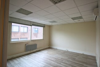 More details for 24 Rue Massenet, Champigny-sur-Marne - Industrial for Sale