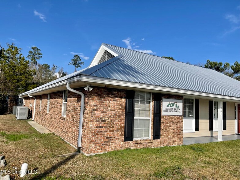 831 Highway 90, Bay Saint Louis, MS for sale - Building Photo - Image 2 of 3