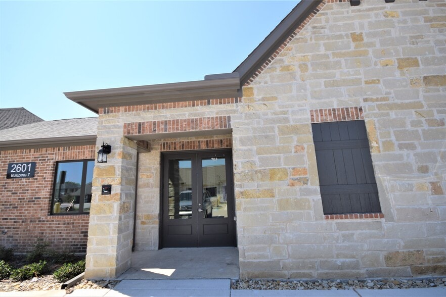 2601 Little Elm Pky, Little Elm, TX for rent - Building Photo - Image 3 of 24