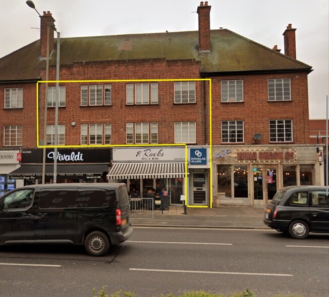 236-238 High Rd, Loughton for rent - Building Photo - Image 1 of 2