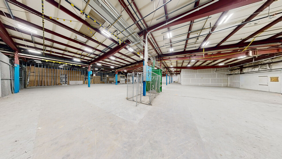 334 County Route 49, Middletown, NY for rent - Matterport 3D Scan - Image 3 of 27