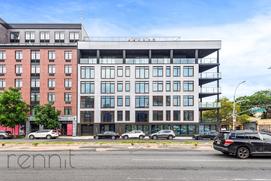 580 Classon Ave, Brooklyn, NY for rent - Building Photo - Image 2 of 15