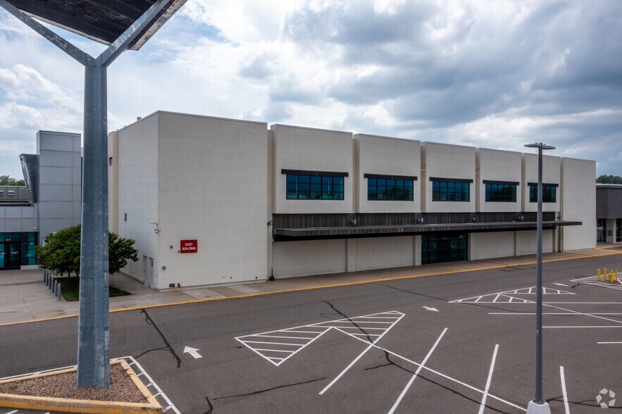 500 E 84th Ave, Thornton, CO for rent - Building Photo - Image 3 of 10