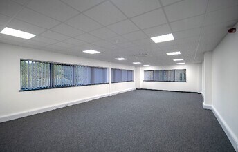 Sarus Ct, Runcorn to rent Interior Photo- Image 2 of 8