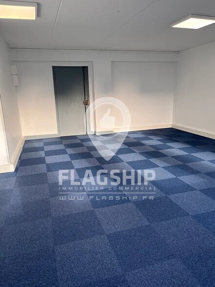 Office in Créteil to rent - Interior Photo - Image 2 of 3