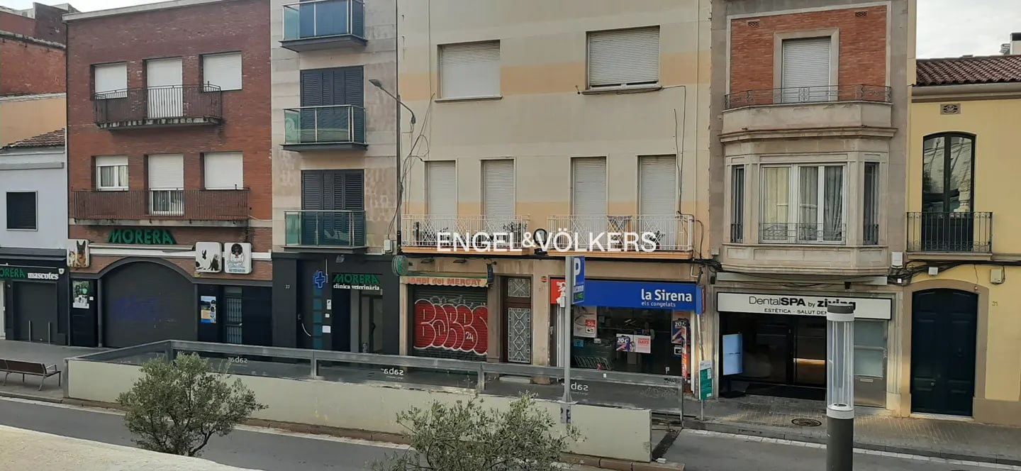 Sabadell, BAR 08201 -  -  - Interior Photo - Image 1 of 5