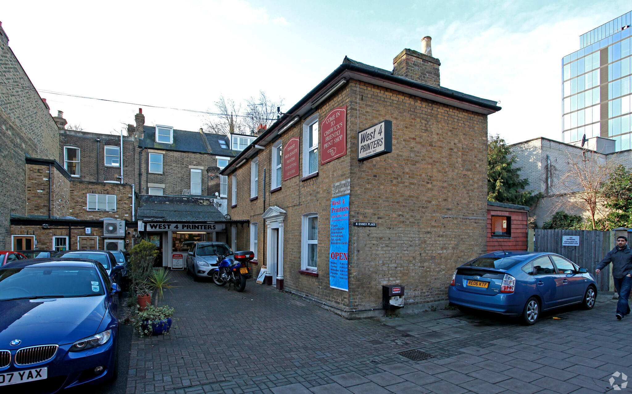 8 Essex Pl, London for sale Primary Photo- Image 1 of 1