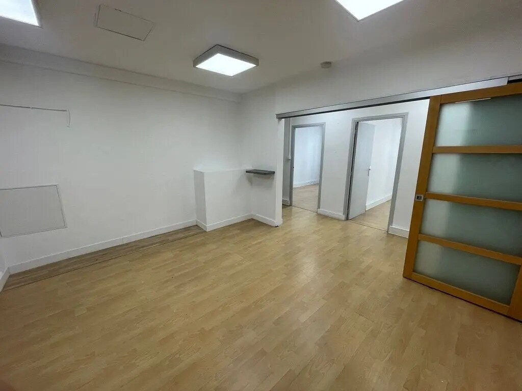 51 Rue Sainte, Marseille to rent Interior Photo- Image 1 of 16