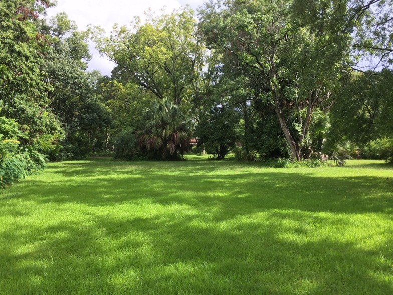 1310 Florida Ave, Lynn Haven 32444 UK