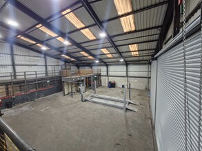 Heavens Walk, Doncaster to rent Building Photo- Image 2 of 2