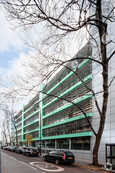 13-17 Fitzroy St, London to rent - Building Photo - Image 3 of 11