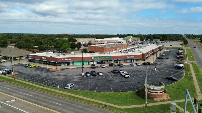 More details for 101 N Douglas Blvd, Midwest City, OK - Retail to Rent