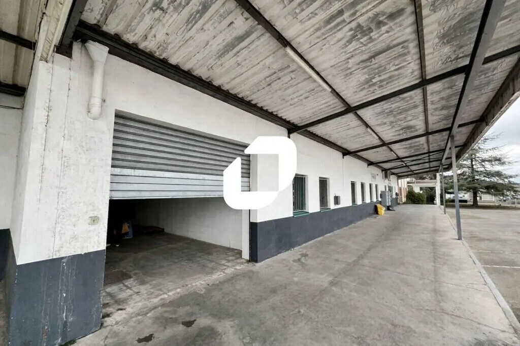 Location Local d'activités 54 m² à 320 m² - Photo 1