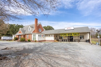 More details for 6663 Highway 58, Buffalo Junction, VA - Retail for Sale