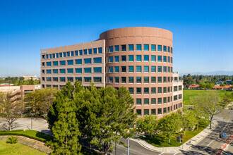 1750 E 4th St, Santa Ana, CA for rent Building Photo- Image 1 of 5