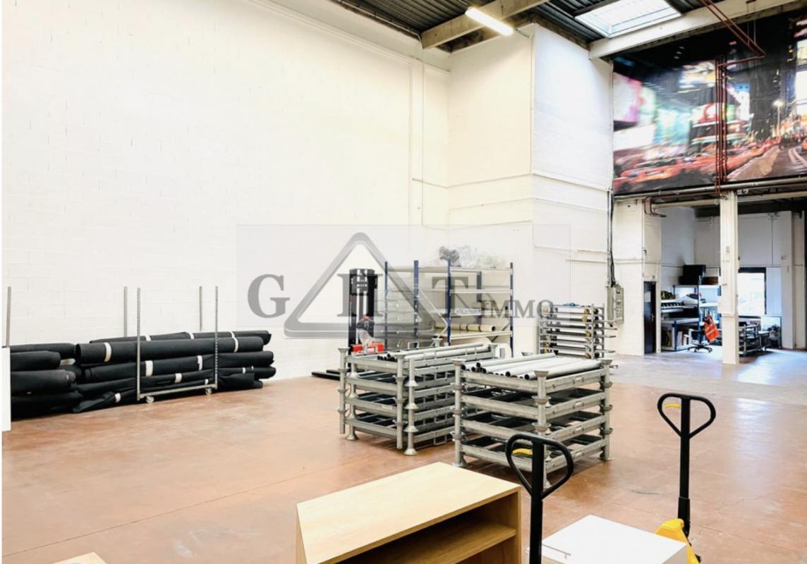 Industrial in Gennevilliers to rent Interior Photo- Image 1 of 3