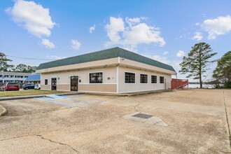 1721 N King St, Hampton, VA for rent Building Photo- Image 1 of 9