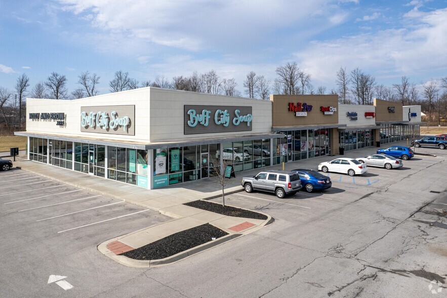 1001 Jeffersonville Commons Dr, Jeffersonville, IN for sale - Primary Photo - Image 1 of 1