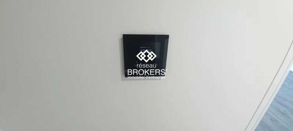 Office in L'Union to rent - Interior Photo - Image 2 of 7