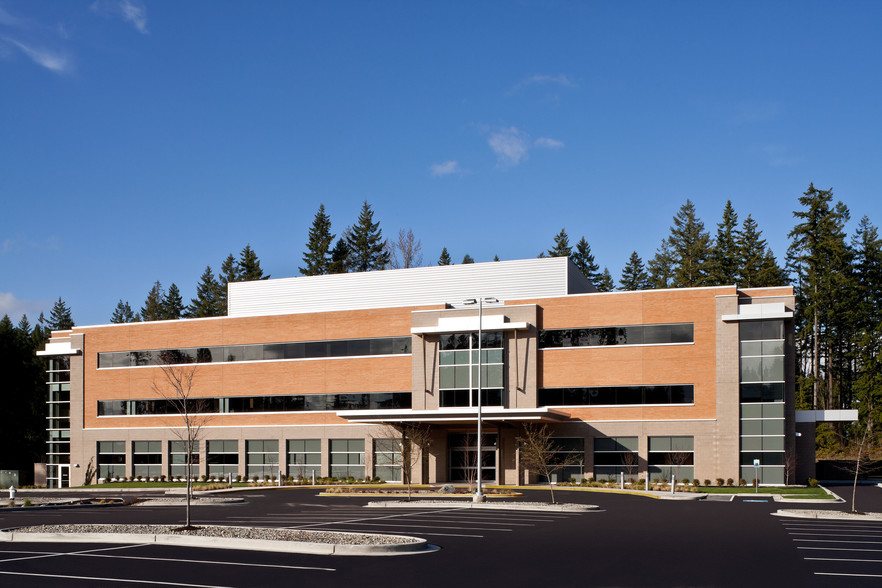 10004 204th Ave E, Bonney Lake, WA for sale - Primary Photo - Image 1 of 1