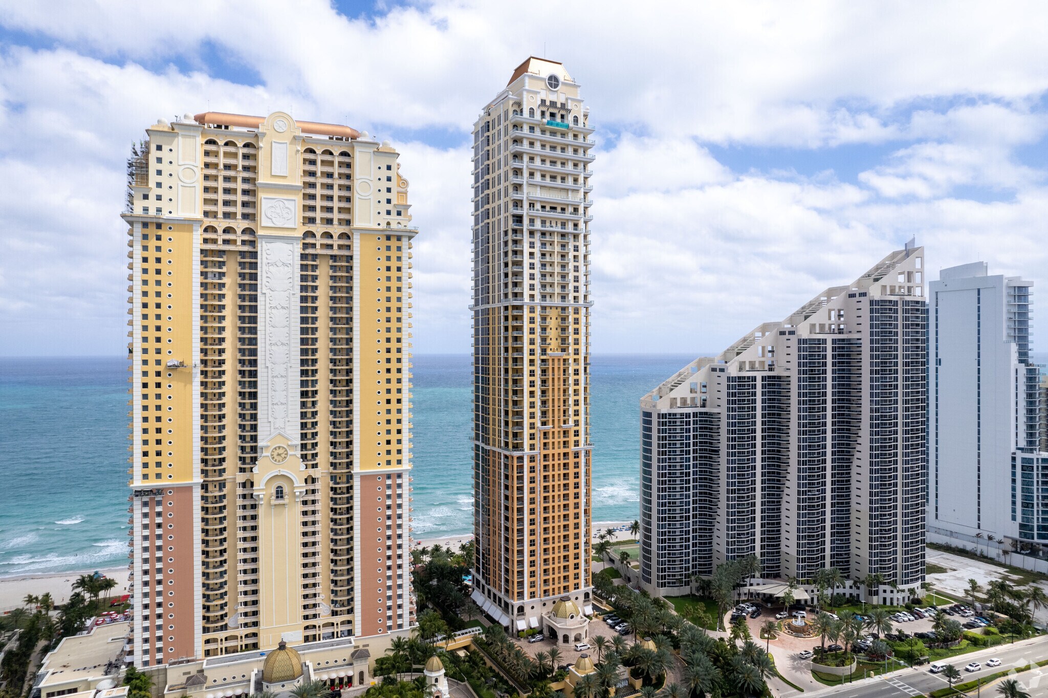 17749 Collins Ave, Sunny Isles Beach, FL for sale Primary Photo- Image 1 of 1