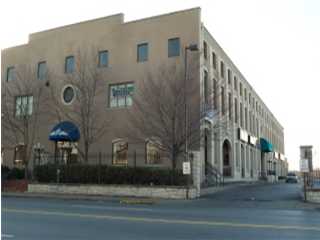 2600 W Broadway, Louisville, KY for rent - Building Photo - Image 1 of 1