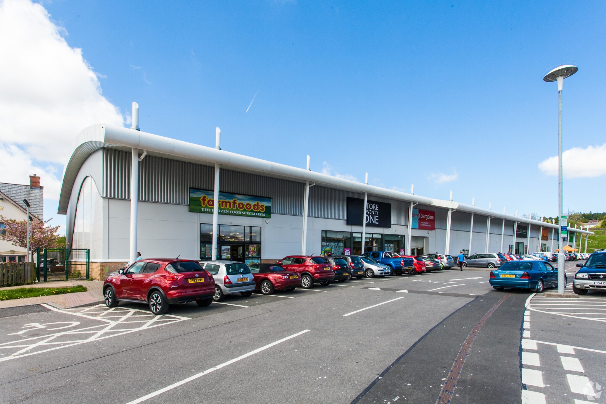 Units 1-7 Lakeside Retail Park, Ebbw Vale for sale Primary Photo- Image 1 of 1