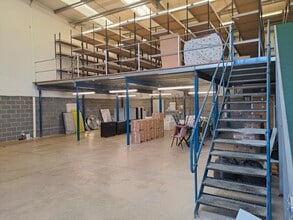 Unit F Gateway 1000, Whittle Way, Stevenage to rent Interior Photo- Image 2 of 3