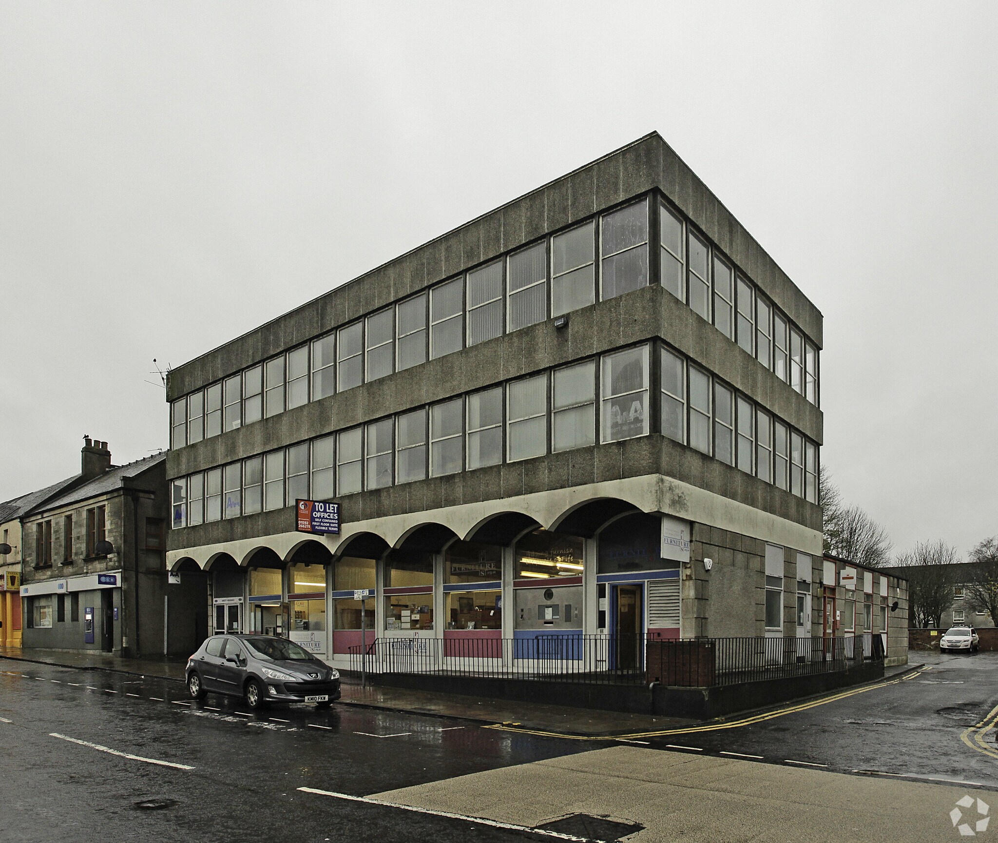 84-86 High St, Cowdenbeath for sale Primary Photo- Image 1 of 1