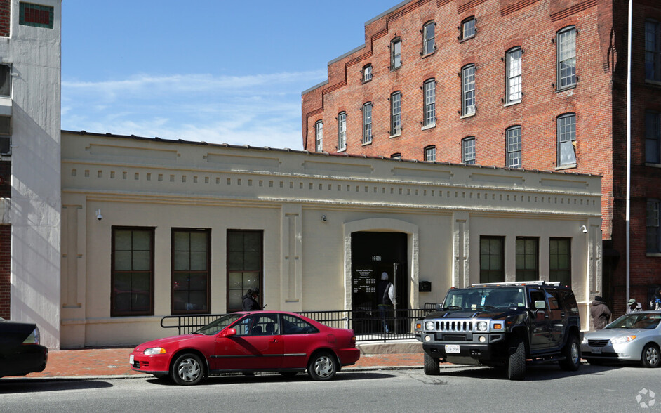 2217 E Franklin St, Richmond, VA for rent - Primary Photo - Image 1 of 1