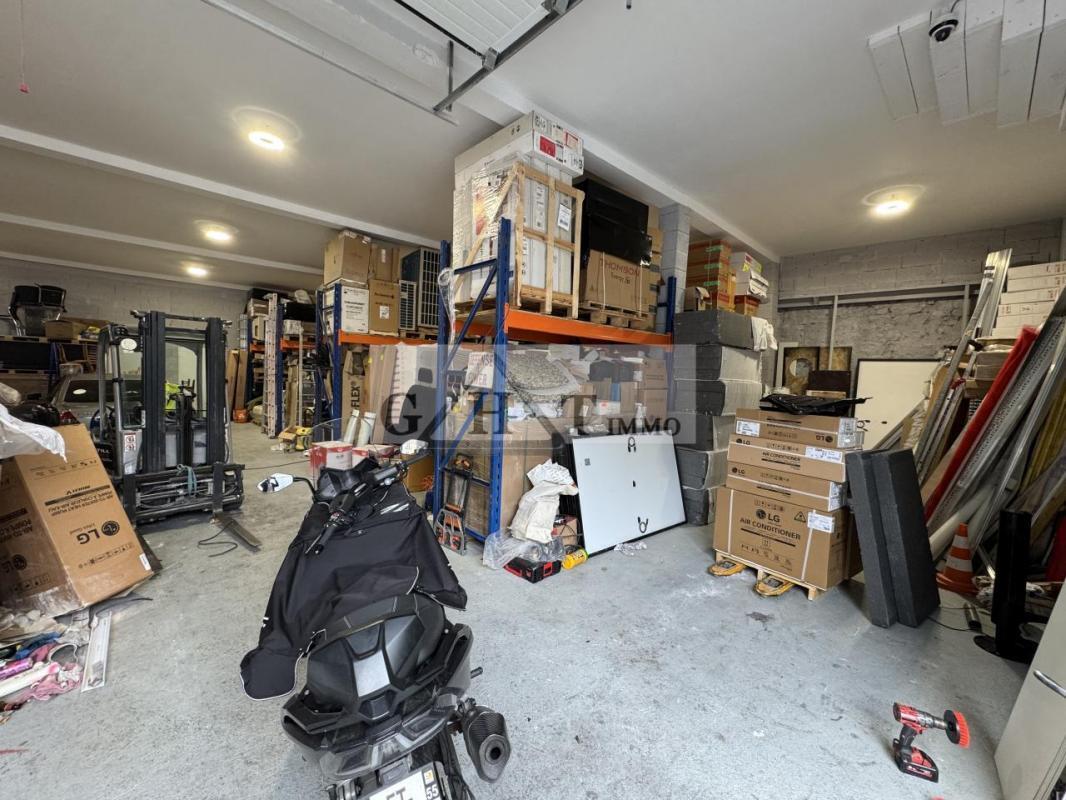 Industrial in Choisy-le-Roi for sale Interior Photo- Image 1 of 6
