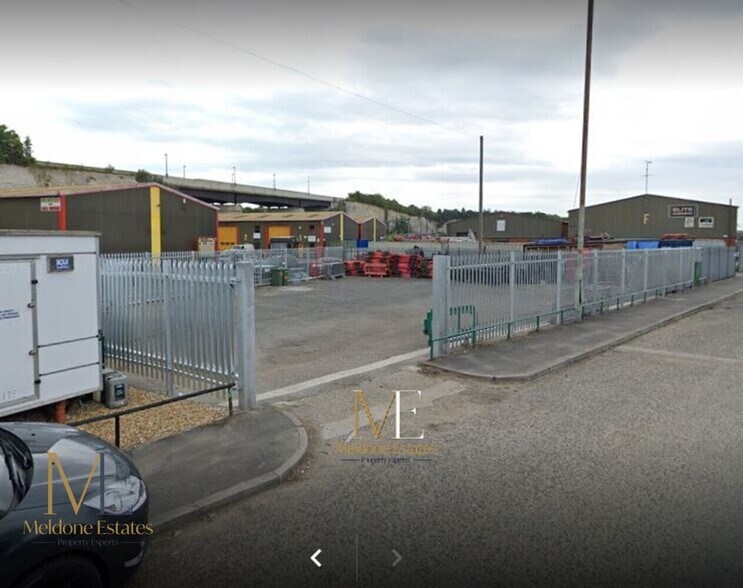 Kent Kraft Industrial Estate, Lower Rd, Northfleet for sale - Building Photo - Image 2 of 9