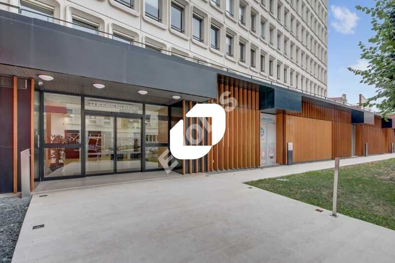 Office in Montreuil for sale - Building Photo - Image 1 of 8