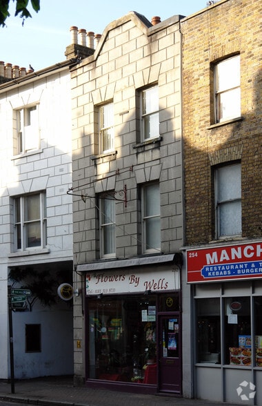 252 High St, Bromley for sale - Building Photo - Image 3 of 3