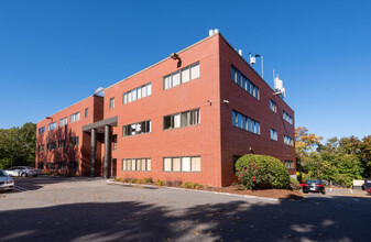 39 Cross St, Peabody, MA for rent Building Photo- Image 1 of 16