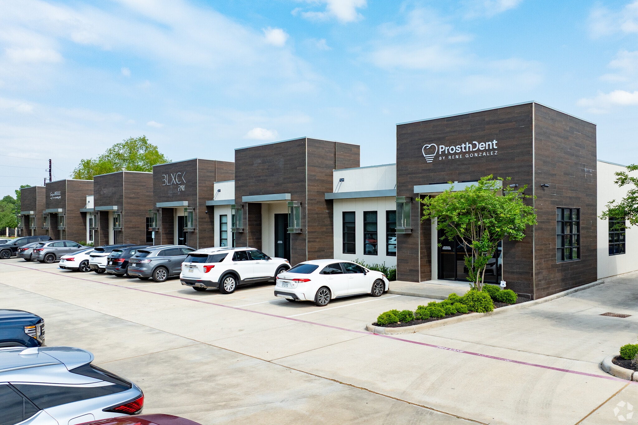 The Woodlands Design Center Portfolio portfolio of 3 properties for sale on LoopNet.co.uk Building Photo- Image 1 of 25