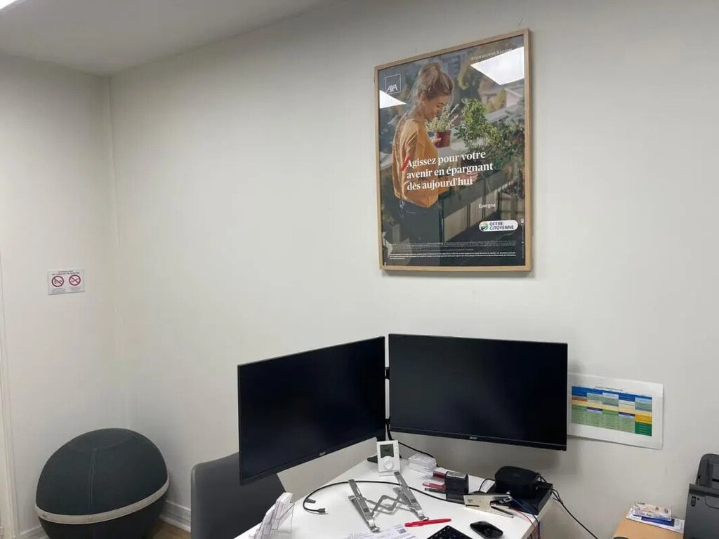 Vente Bureaux 60 m² - Photo 1