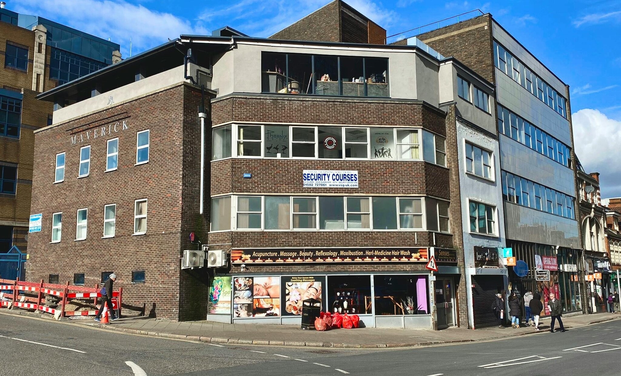 28-34 Chapel St, Luton to rent Primary Photo- Image 1 of 3