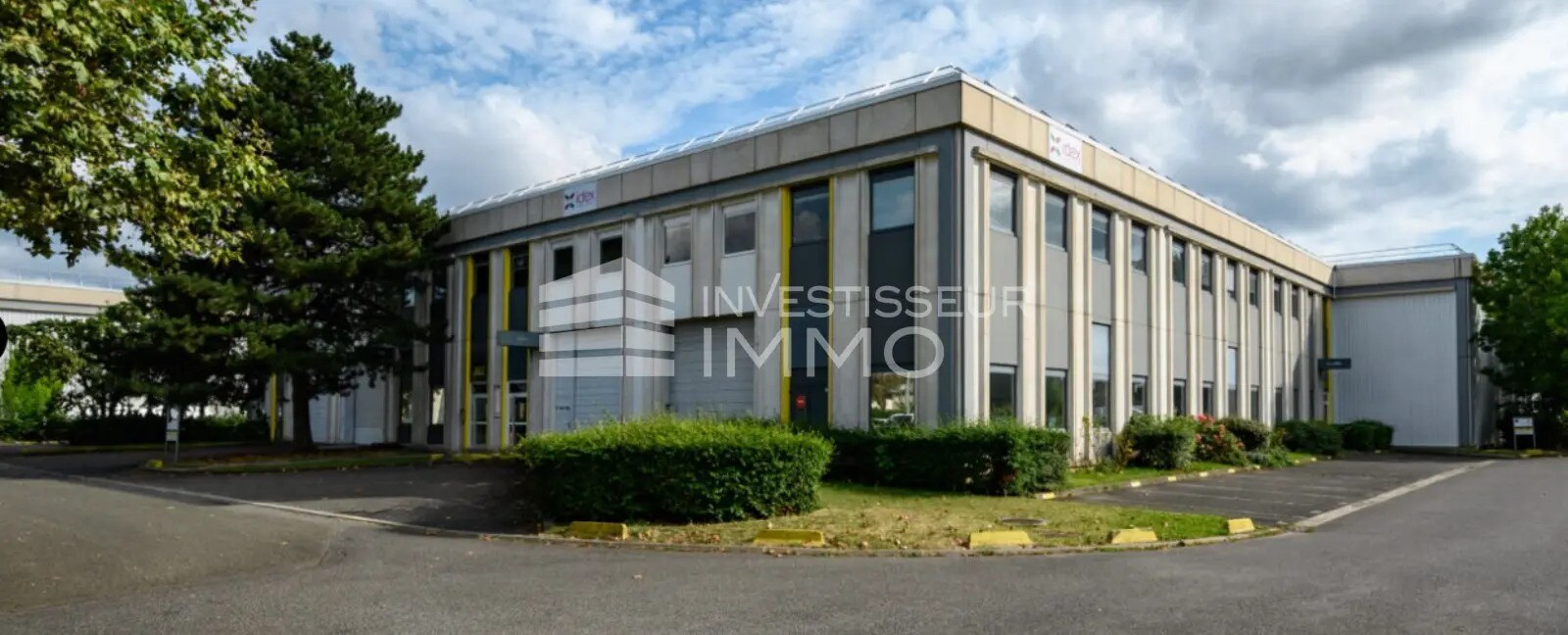Light Industrial in Gennevilliers to rent Building Photo- Image 1 of 3